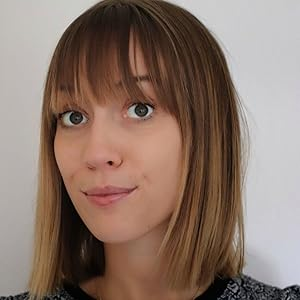 Portrait of author Monika Guss.